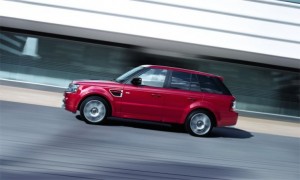 Land Rover introduce novedades estéticas en el Range Rover Sport versión 2013