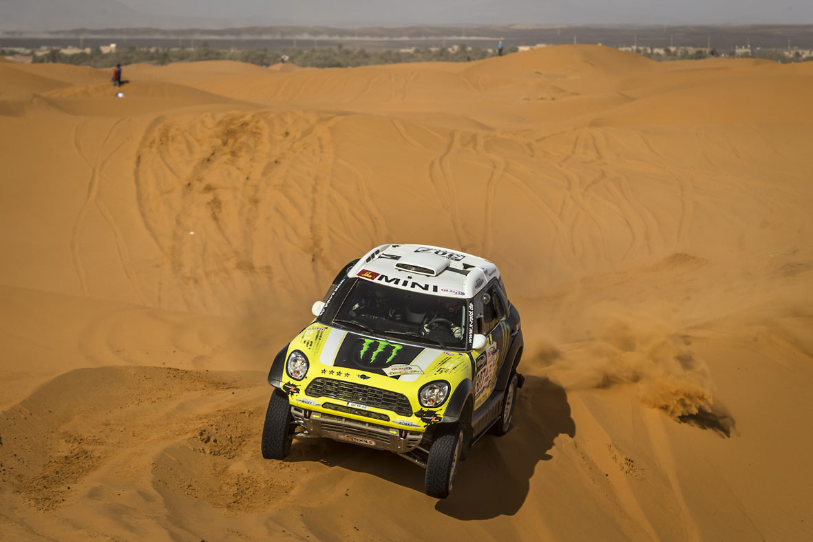 Nani Roma se afianza en los puestos de cabeza en el Rally de Marruecos