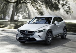 El Mazda CX-3 equipará motorizaciones diésel o gasolina y tracción 4×2 ó 4×4