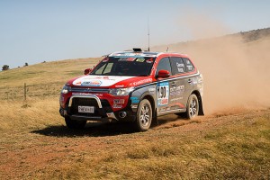 Mitsubishi participa en el Rally Safari Australasia con un Outlander híbrido