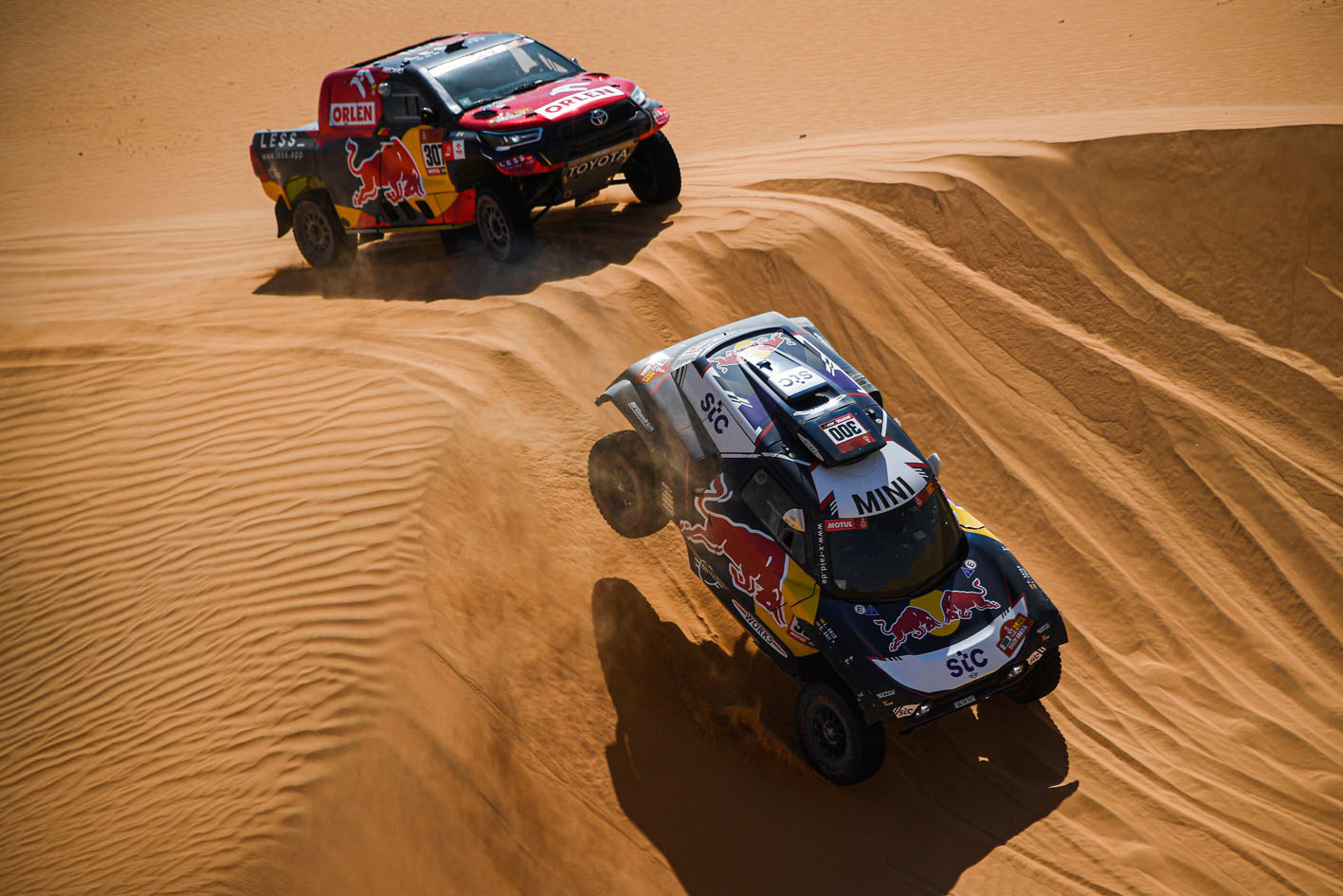 Carlos Sainz vuelve a tener problemas de navegación en la cuarta etapa del Dakar