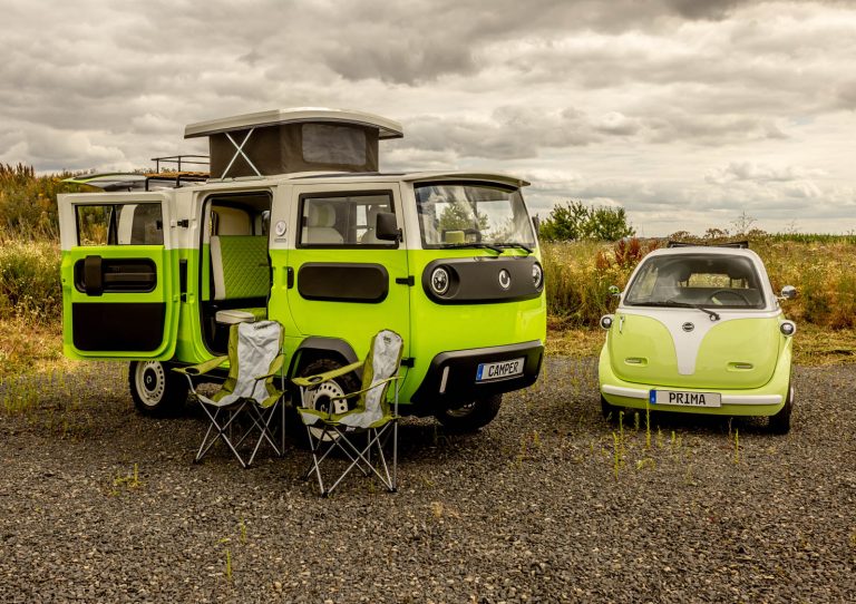 La furgoneta eléctrica XBUS presenta una práctica versión Camper, ideal para parejas que busquen aventuras