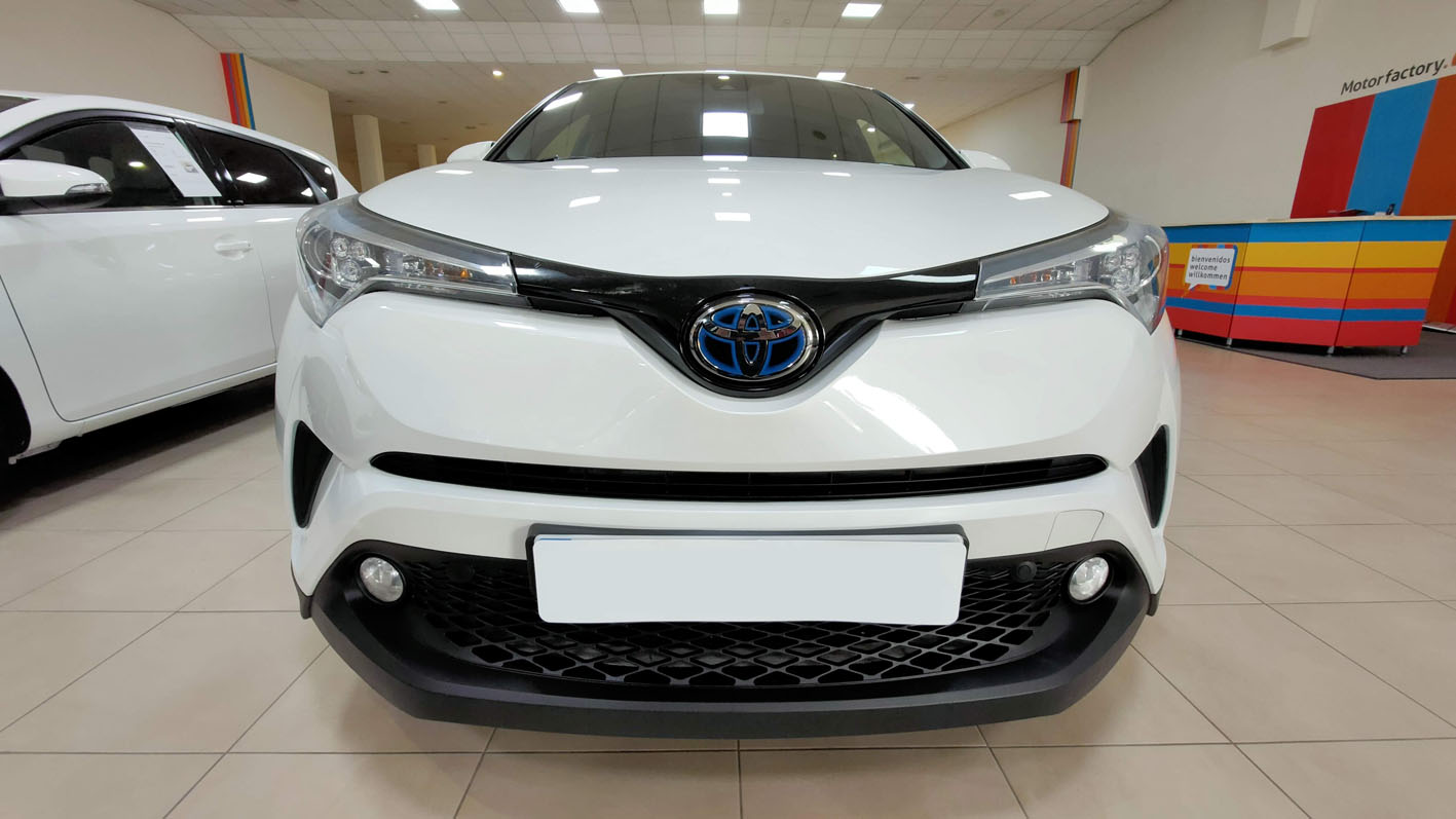 Álbum de fotos Toyota C-HR Hybrid Advance Color Blanco