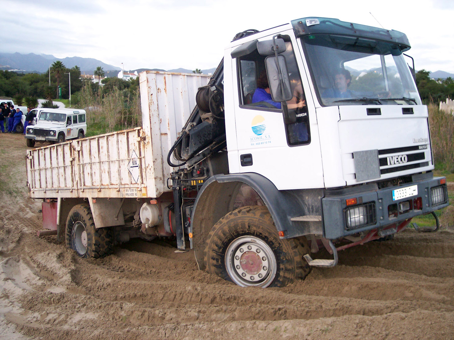 Un camión Iveco 4x4 realizó funciones como vehículo de apoyo y rescate.