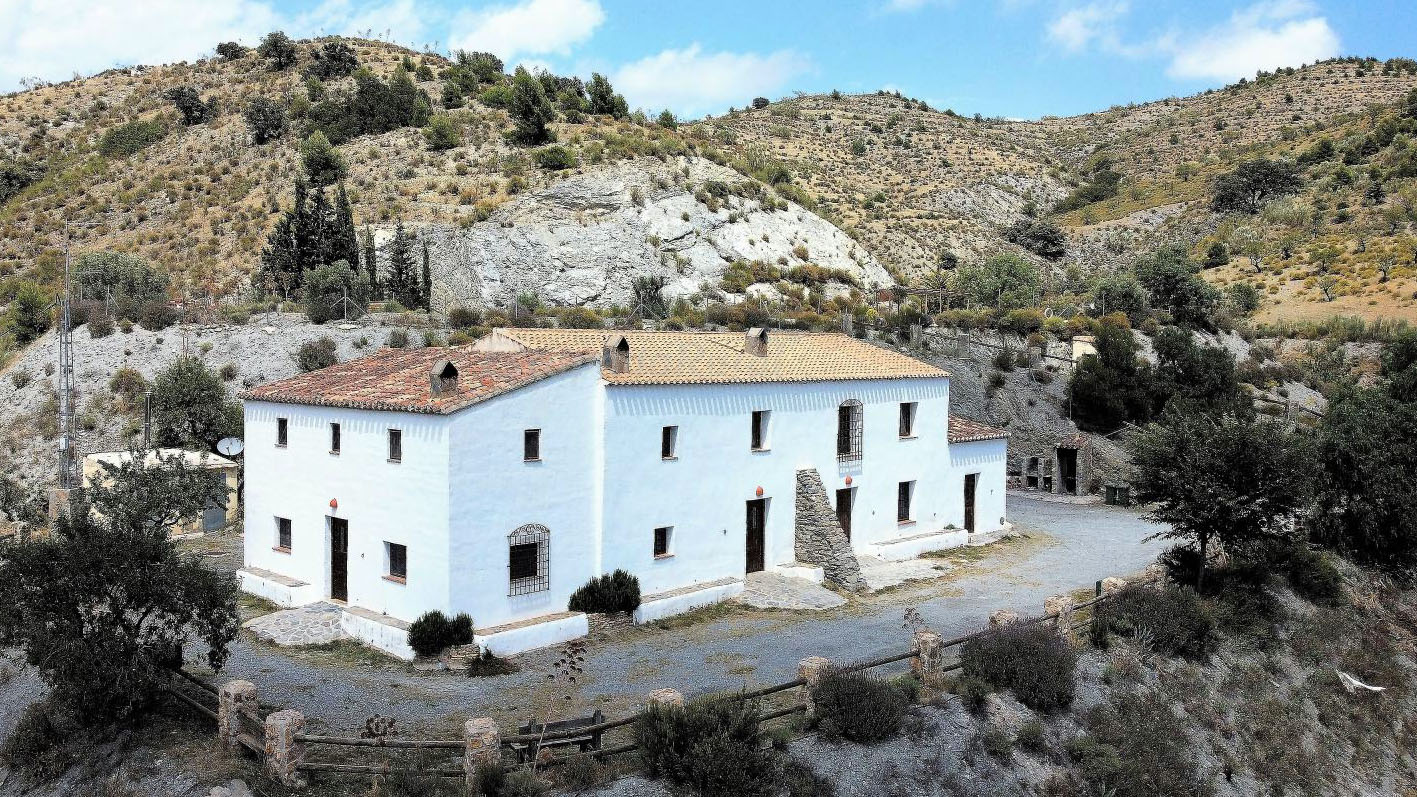 Cortijo Leontino situado en Finca La Capellanía en Taberno (Almería).