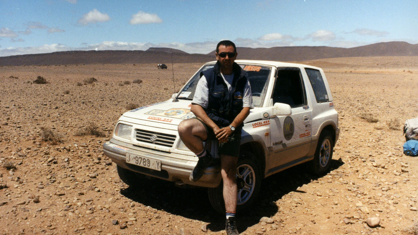 Cuando en los años 90 en Revista Local 4×4 realizamos el seguimiento de la prueba Coronel Tapiocca CUP 180 con un Suzuki Vitara de serie en el desierto de Marruecos